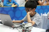 Mới 3 tuổi đã học coding, 4 tuổi cắm cúi vẽ 3D: Con có thực sự thiên tài hay chỉ là "sản phẩm" tham vọng của cha mẹ?