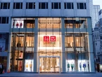 Điểm yếu chí mạng của Uniqlo: Phải đỡ trên vai cả một đế chế, gánh còng lưng nuôi tập đoàn mẹ
