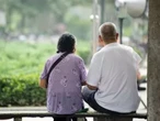 Sống đến 68 tuổi, tôi hiểu ra: 3 thứ tuyệt đối KHÔNG NÊN cho con cái nếu muốn gia đình hạnh phúc