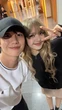 Lộ dàn “hậu cung” toàn trai đẹp của Lisa tại concert BLACKPINK: Nhậu với cả "tình tin đồn" Jisoo, mỹ nam nức tiếng Nhật Bản - EXO