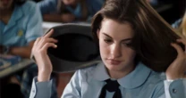 Vẻ đẹp năm 19 tuổi của Anne Hathaway đúng là huyền thoại, sao có thể vừa ngọt ngào vừa sang chảnh quý tộc thế này!