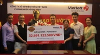 Người nước ngoài vừa trúng Vietlott hơn 32 tỷ đồng sẽ phải đóng thuế ra sao?
