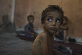 Người mẹ chật vật nuôi 6 con trong nạn đói ở Gaza
