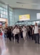 Kinh hoàng cảnh nam thần đam mỹ hot nhất hiện nay khóc mếu vì bị fan cuồng truy đuổi, dí camera sát mặt