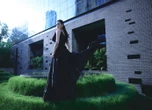 Mỹ nhân hạng A là nghịch lý visual của showbiz: Lên phim vừa đơ vừa lố, ngoài đời slay điên đảo thách ai dám chê
