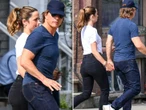 Tom Cruise chính thức công khai hẹn hò với Bond Girl kém 26 tuổi!