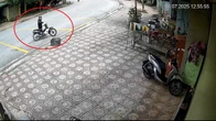 Trích xuất camera, truy bắt kẻ lẻn vào nhà xâm hại tình dục bé gái 9 tuổi ở Sơn La