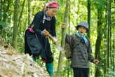 Livestream với chị Thông Gia đình Haha, Duy Khánh lại "rối như tơ vò" vì nói 1 chữ tiếng Việt nhiều người hiểu sai!
