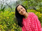 MC Minh Trang gây tranh cãi vì khuyên cha mẹ "nghiên cứu kỹ khi đăng ký trại hè"