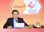 Sếp VPF thẳng thắn chê trọng tài V.League: “Một số người phụ thuộc nhiều vào VAR, thiếu chủ động”