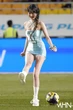 Netizen "ném đá" Jang Won Young vì mặc váy ngắn cũn cỡn, nhưng không chê được body cực phẩm, tất cả là nhờ tập môn này!