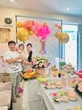 "Sao cứ đăng hình chồng con lên hoài vậy?" - Thanh Trúc đáp đúng một câu mà ai làm mẹ cũng hiểu