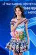 1 Hoa hậu đem "See tình" đi thi quốc tế, còn hát hit NewJeans giao lưu với "đối thủ"!