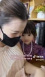 Cùng mẹ đi khám thai, con gái Đông Nhi được khen ngợi vì hành động này