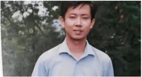 Bị phụ huynh chèn ép, thầy giáo bất lực trầm mình xuống sông để bảo vệ danh dự: "Thà chết cũng không xin lỗi"