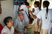 Nghẹn ngào khoảnh khắc cha của sao bóng đá trở về với vòng tay người thân sau 12 ngày bị bắt cóc