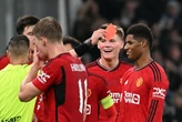 MU thua đau trước Copenhagen, HLV Erik Ten Hag chỉ trích trọng tài