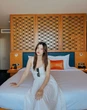 Đông Nhi "xả" ảnh du lịch cùng chồng con, khoe cận visual đẹp ngỡ ngàng khi mang thai lần 2