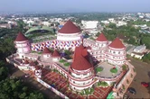 Đây là TRƯỜNG MẦM NON ĐẸP đến mức du khách thập phương tíu tít đến chụp ảnh: Học phí RẺ đến giật mình!