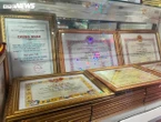 "Kho báu" hơn 100 giấy khen của 10X đầu tiên vào Chung kết năm Olympia 2024
