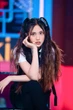 IU ra E.P mới: Chỉ có 5 bài nhưng làm tận 4 MV, thể hiện quyền lực quốc dân ở 1 điểm gây choáng!