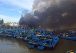Đang cháy lớn tại xưởng đóng tàu ở Phan Thiết, lãnh đạo Bình Thuận rời họp đến hiện trường