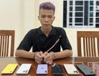 Tên trộm 2 năm trộm cắp một cửa hàng điện thoại