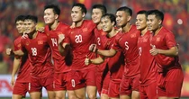 Dân mạng tranh cãi về danh sách đội tuyển Việt Nam đá vòng loại 2 World Cup 2026 khi hậu vệ hay nhất vắng mặt