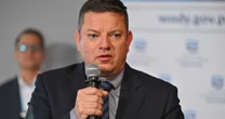 Rząd wydał wyrok na Wody Polskie. Wiceminister: dziurawe dachy, brak fundamentów [WYWIAD]