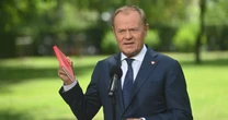 Donald Tusk zwrócił się z pytaniem do Dudy, Nawrockiego i Kaczyńskiego. "Nie jesteście ciekawi?"
