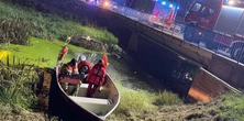 Zgłoszenie o zaginięciu nad rzeką trójki dzieci postawiło służby na nogi. Zaskakujący finał akcji
