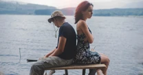 Gdy wspólny urlop zamienia się w koszmar. Psycholożka zdradza klucz do urlopu bez kłótni. "Jak szkło powiększające"