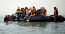 Istnieje rozwiązanie największego problemu Europy. "Skuteczne zniechęcanie do nielegalnej migracji" może być i legalne, i humanitarne [OPINIA]