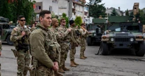 Chorwacki pilot wojskowy i jego dziewczyna oskarżeni o szpiegowanie sił międzynarodowych w Kosowie