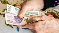 Nawet 4000 zł dodatku do emerytury? Nowe świadczenia dla seniorów i opiekunów