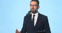 Szymon Hołownia wściekły na rząd. "Rodzina Radia Donald" [RELACJA NA ŻYWO]
