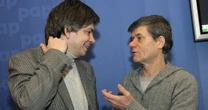 Razem pojechali w "Podróż za jeden uśmiech". Po latach przeszli podobne dramaty
