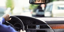 Wypożyczył auto na Okęciu. Firma chciała go obciążyć za cudze szkody