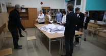 Dlaczego frekwencja rośnie w drugich turach? Politolog wskazuje na jedną szczególną grupę
