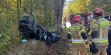 Koszmarny wypadek na Dolnym Śląsku. W roztrzaskanym aucie znaleźli ciało kierowcy