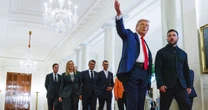 Spotkanie w Waszyngtonie to reality show. Nie tylko Ukraińcy nie mogą ufać Trumpowi. "Śmieję się. Ameryka traci wiarygodność na całym świecie"