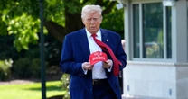 Każdy posiadacz wizy w USA musi zachować czujność. Brutalne działania Donalda Trumpa bardziej pasują do subtropikalnej junty [KOMENTARZ]