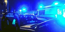 Cichym głosem powtarzała tylko dwa słowa. Pomoc przyszła w ostatniej chwili