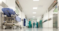 Duży wzrost zakażeń poważnym wirusem we Włoszech. Dziewięć osób nie żyje