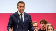 Ile zarobi Rafał Trzaskowski? Podwyżki dla prezydentów, marszałków i burmistrzów