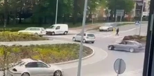 Zakończenie szkoły uczcili szaleństwami na rondzie. Posypały się mandaty [WIDEO]