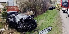 Dwie osoby zginęły na drodze. Policjanci wciąż szuka świadków. Zwracają uwagę na jedno auto