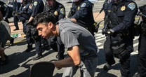 "Bitwa o Los Angeles". Donaldowi Trumpowi wcale nie chodzi o protesty i deportacje. "Wie, że wyjdzie z tego zwycięsko"