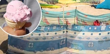Dwa gofry i lody przy plaży. "Drogo wyszła ta impreza"