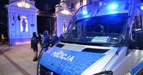 Student z siekierą zaatakował na kampusie. Uniwersytet Warszawski poinformował, czy odwoła juwenalia
